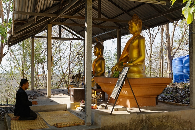 Wat Khao Prah Angkhan-003